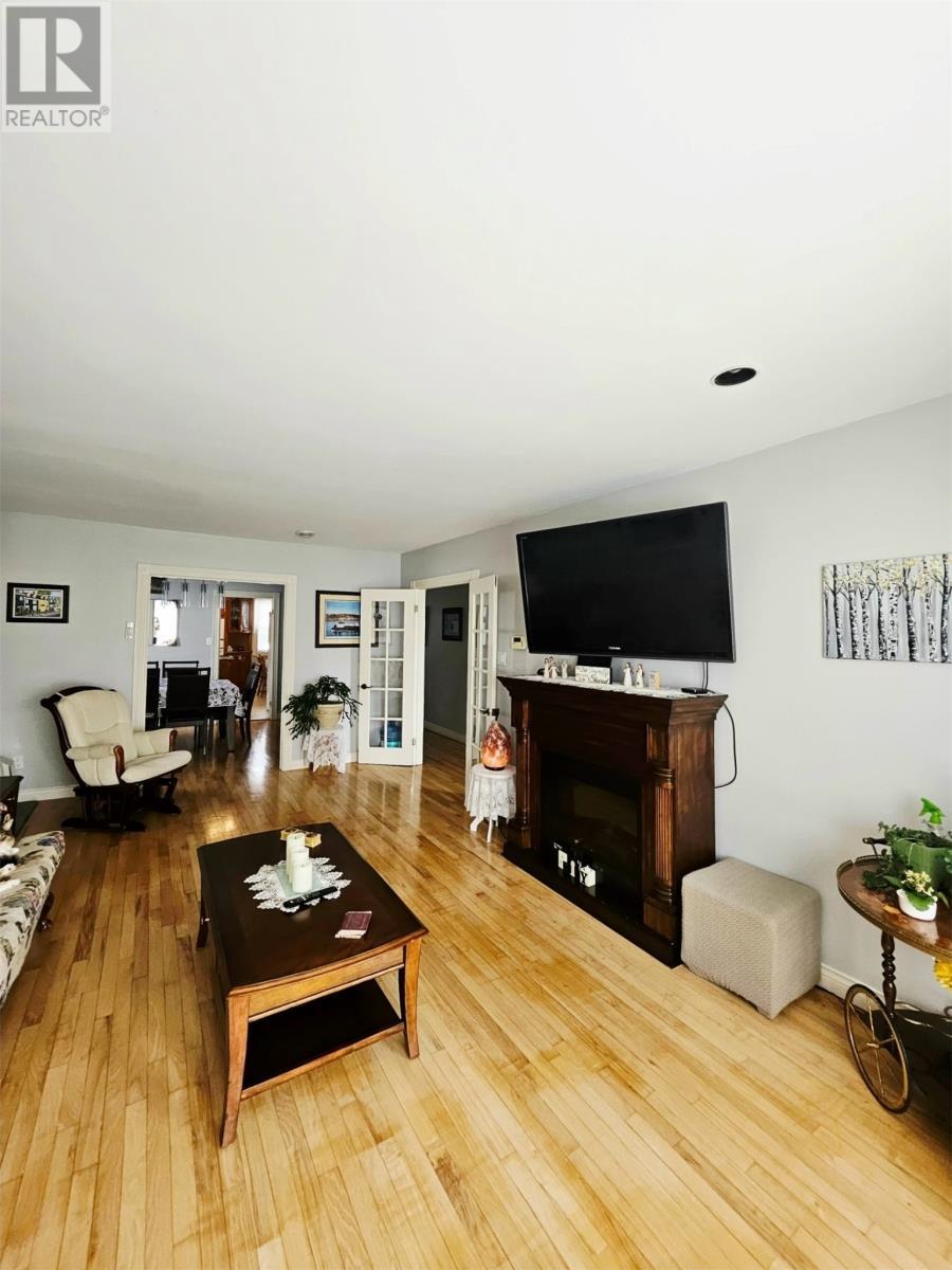 34 Chipmans Road, Spaniards Bay, NL - Indoor Photo Showing Living Room