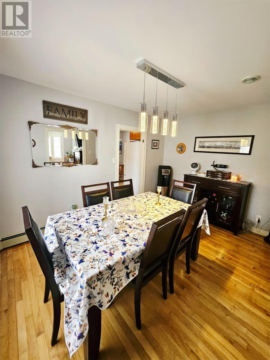 34 Chipmans Road, Spaniards Bay, NL - Indoor Photo Showing Dining Room