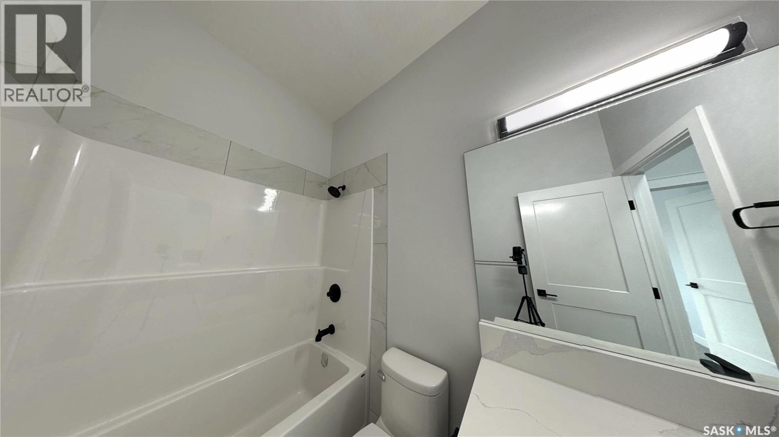 503 Kinloch Court, Saskatoon, SK - Indoor Photo Showing Bathroom