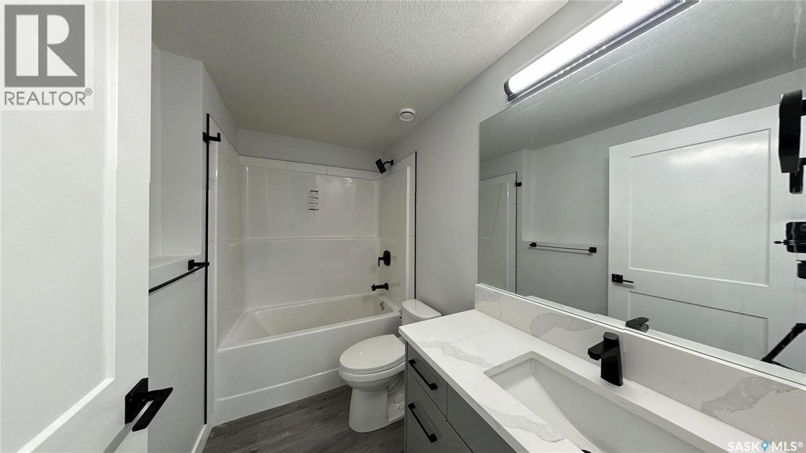 503 Kinloch Court, Saskatoon, SK - Indoor Photo Showing Bathroom