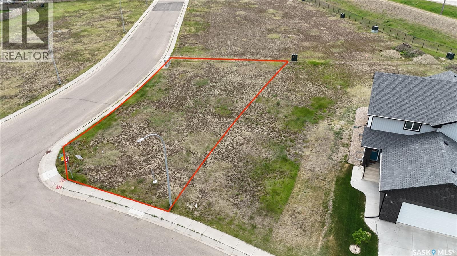 503 Kinloch Court, Saskatoon, SK - Outdoor