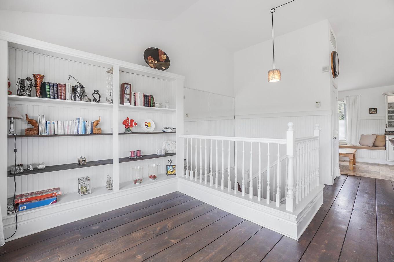 Boudoir - 17 Av. Des Érables, Saint-Sauveur, QC - Indoor Photo Showing Other Room