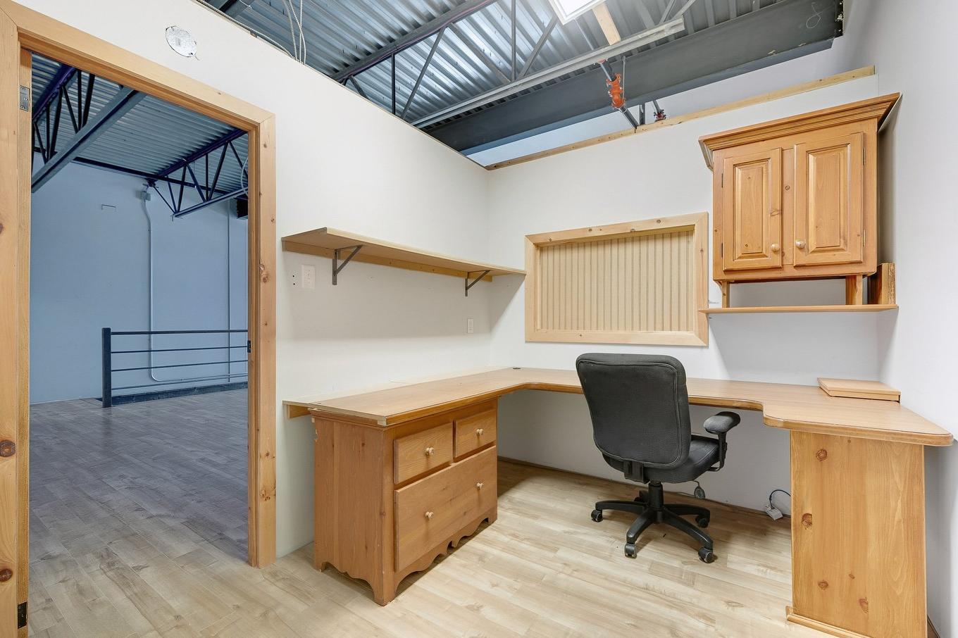 Office - 106-951 Ch. Du Lac-Écho, Prévost, QC