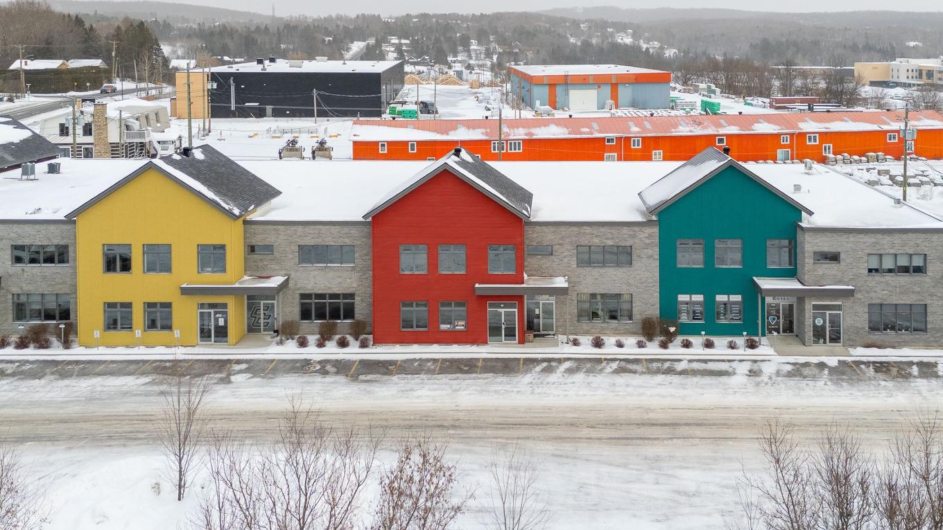 Frontage - 106-951 Ch. Du Lac-Écho, Prévost, QC