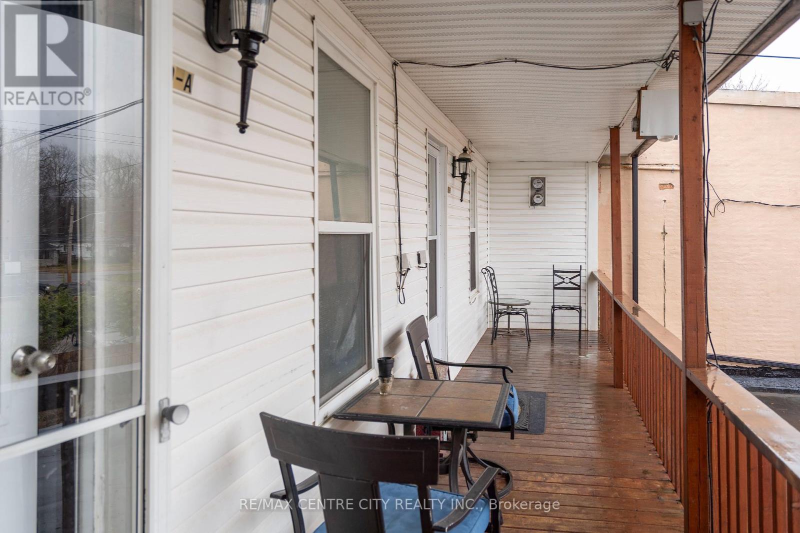 79 Front Street W, Strathroy-Caradoc (Nw), ON