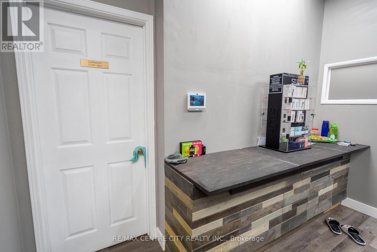 79 Front Street W, Strathroy-Caradoc (Nw), ON