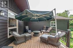 Large deck for gathering of family & friends. -