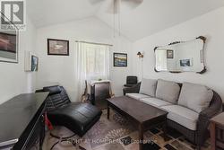 Inside bunkie -