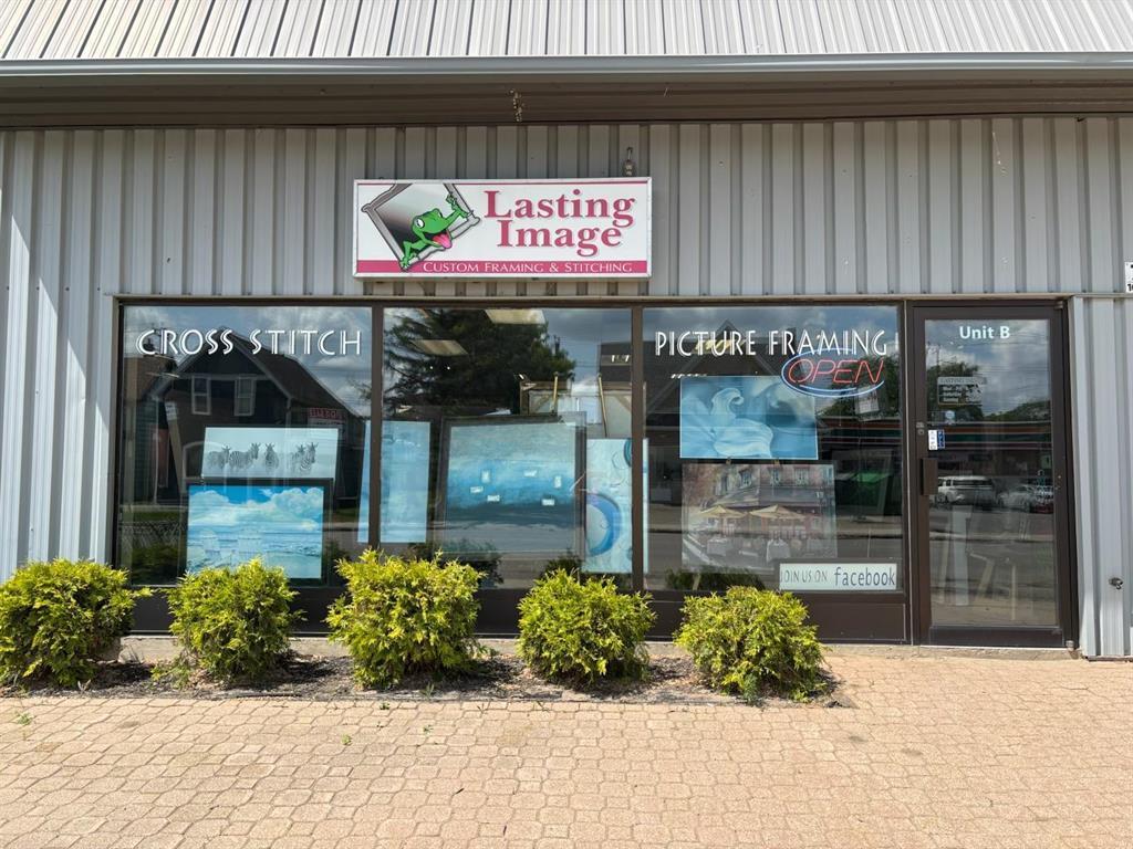 B 708 10Th Street, Brandon, MB