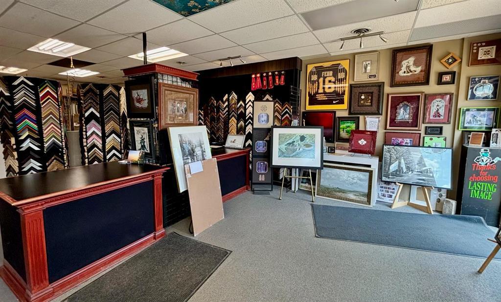 B 708 10Th Street, Brandon, MB