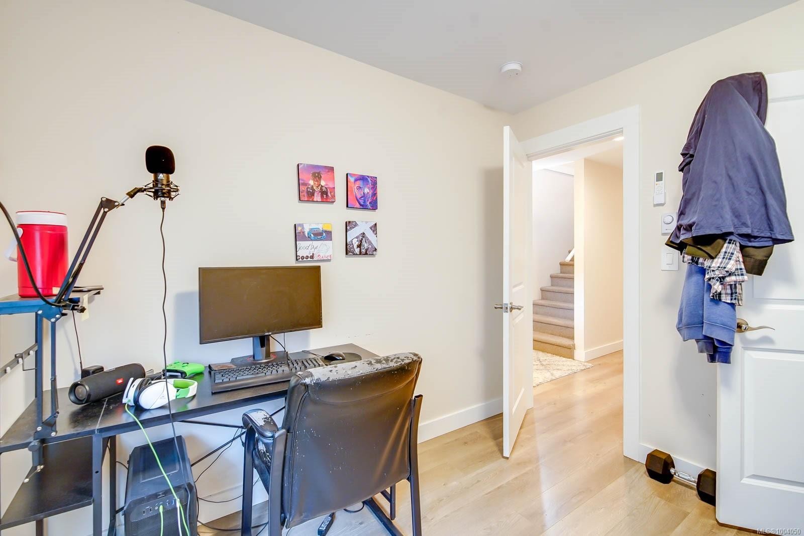 2-2623 5Th Ave, Port Alberni, BC - Indoor Photo Showing Office