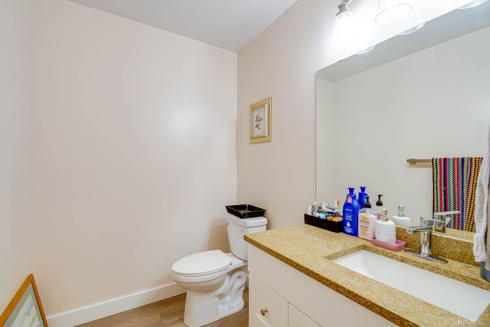 2-2623 5Th Ave, Port Alberni, BC - Indoor Photo Showing Bathroom