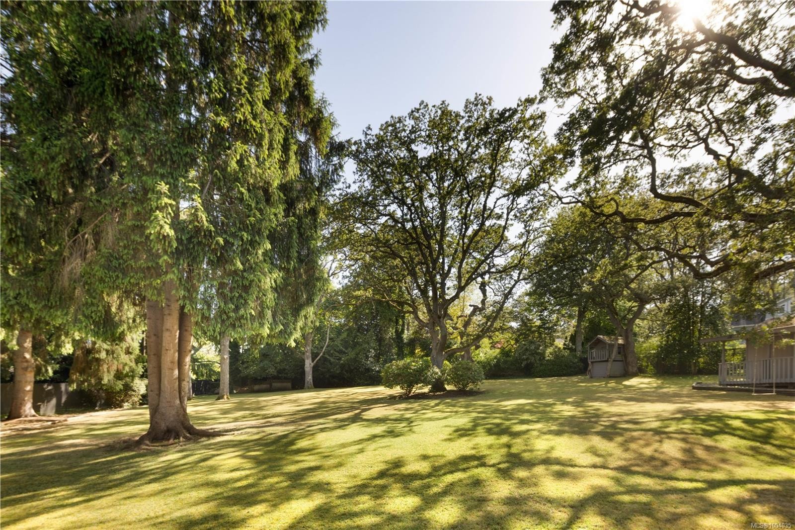 3460 Beach Dr, Oak Bay, BC