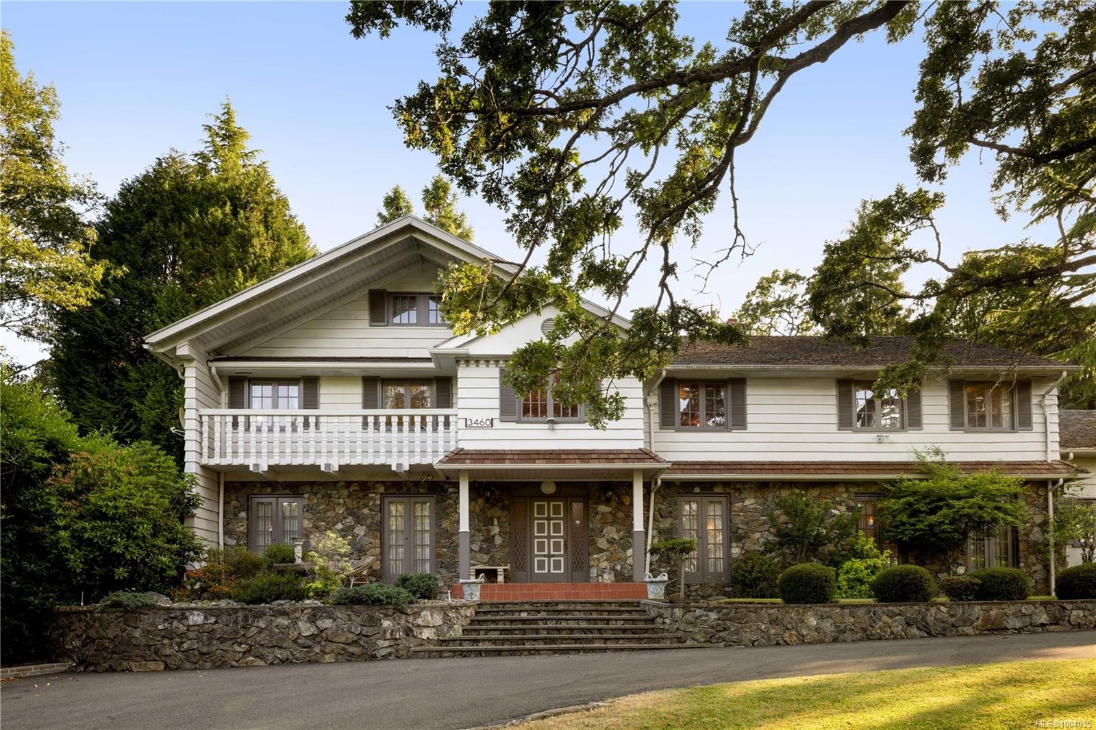 3460 Beach Dr, Oak Bay, BC