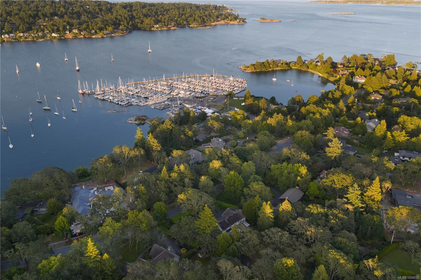 3460 Beach Dr, Oak Bay, BC