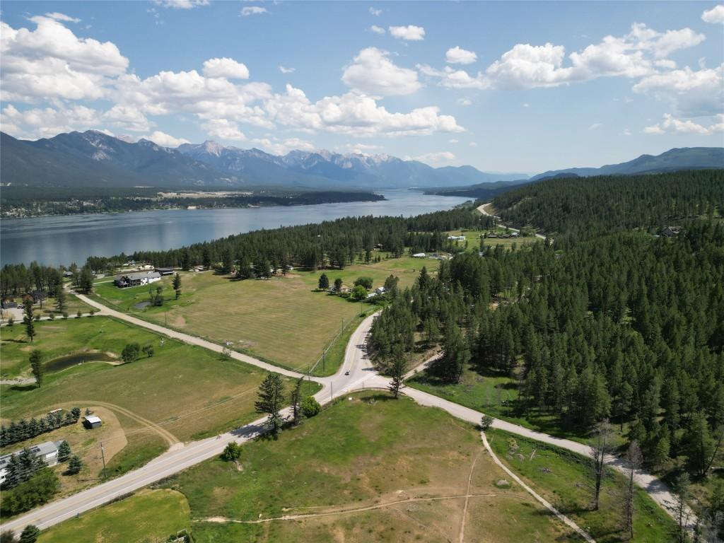 2154 Westside Park View, Invermere, BC - Outdoor With Body Of Water With View