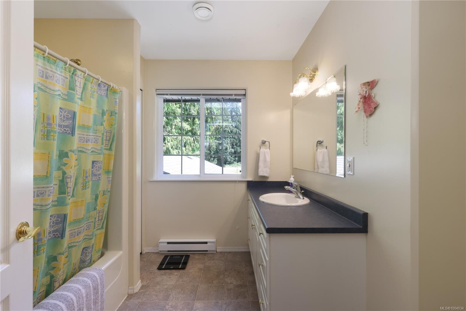 2332 Endall Rd, Black Creek, BC