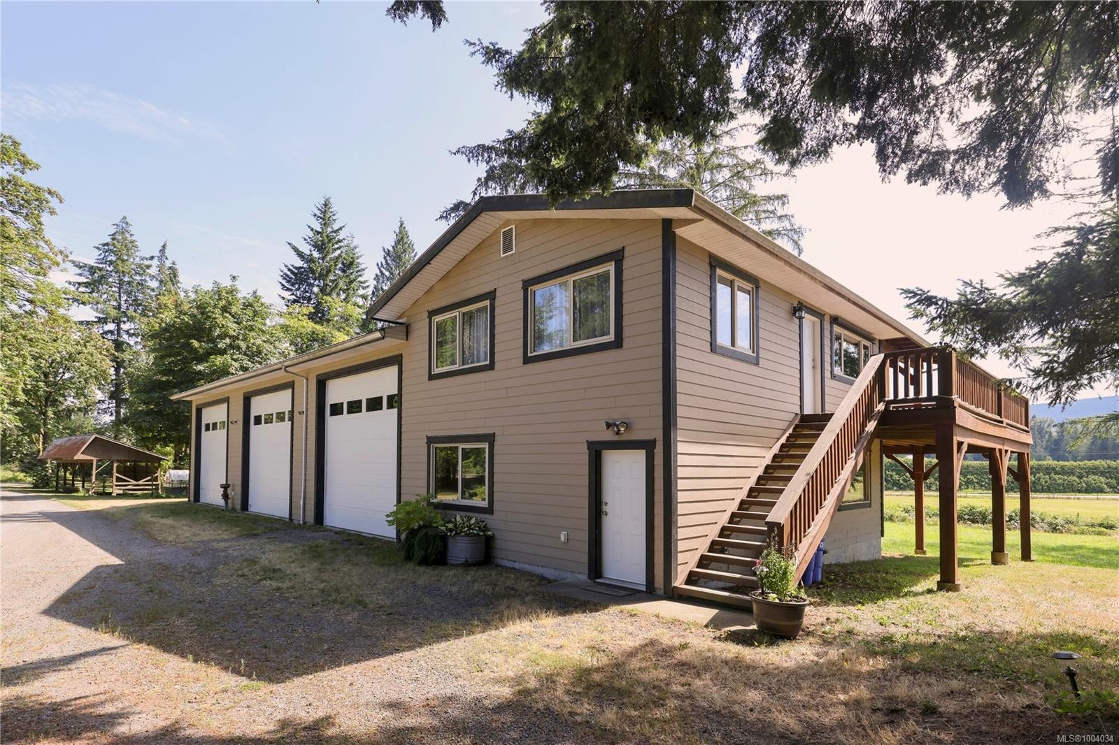 2332 Endall Rd, Black Creek, BC