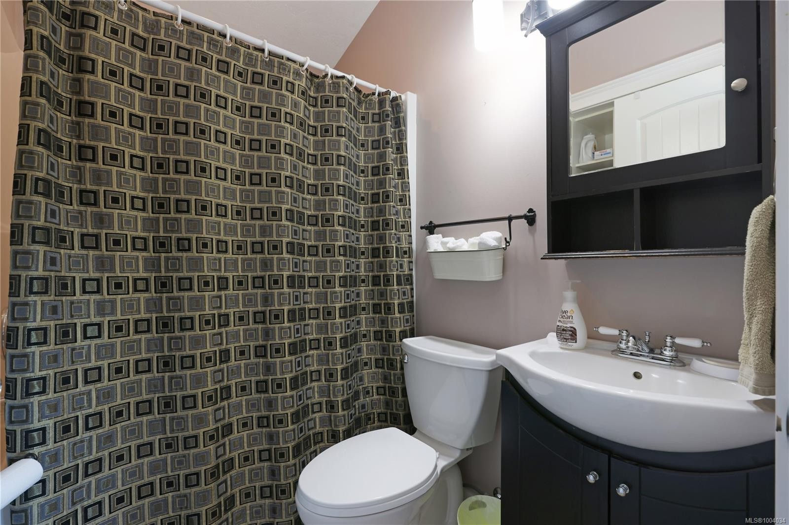 2332 Endall Rd, Black Creek, BC