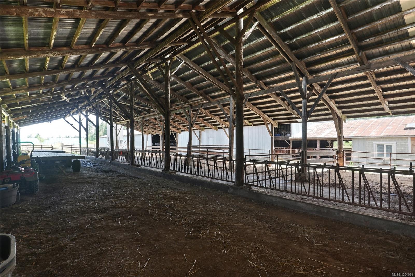 2332 Endall Rd, Black Creek, BC