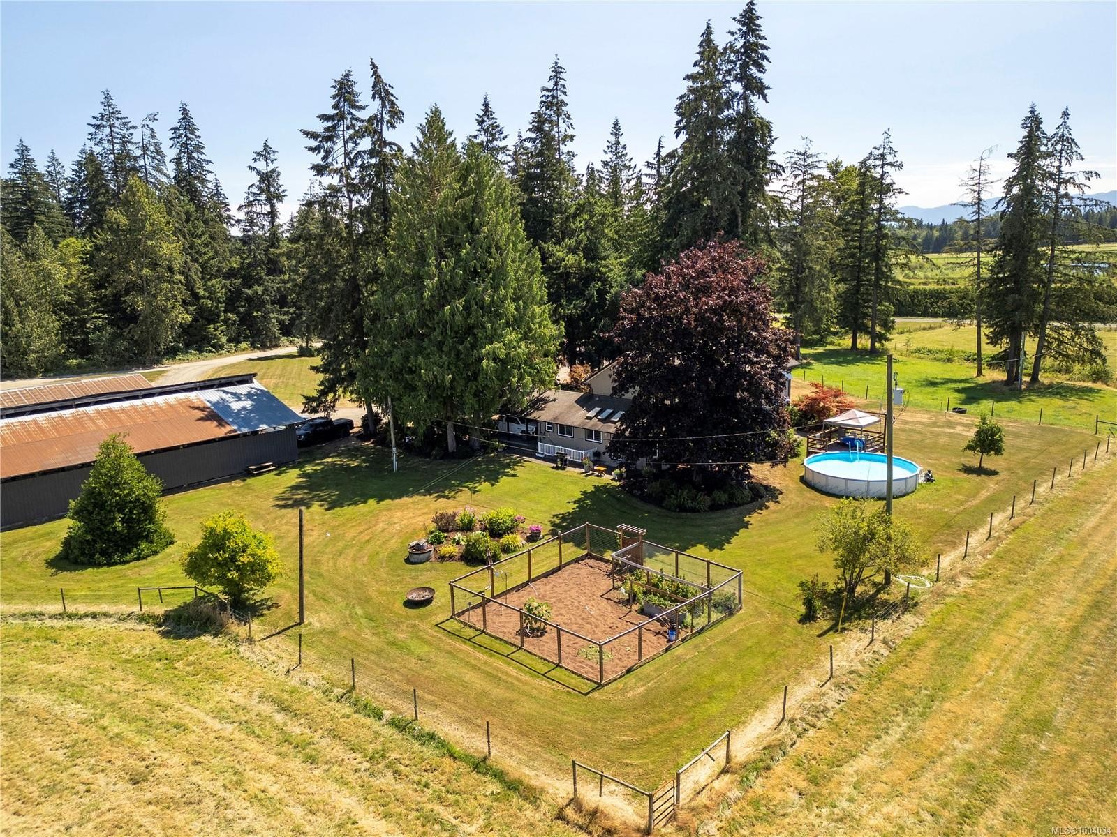 2332 Endall Rd, Black Creek, BC