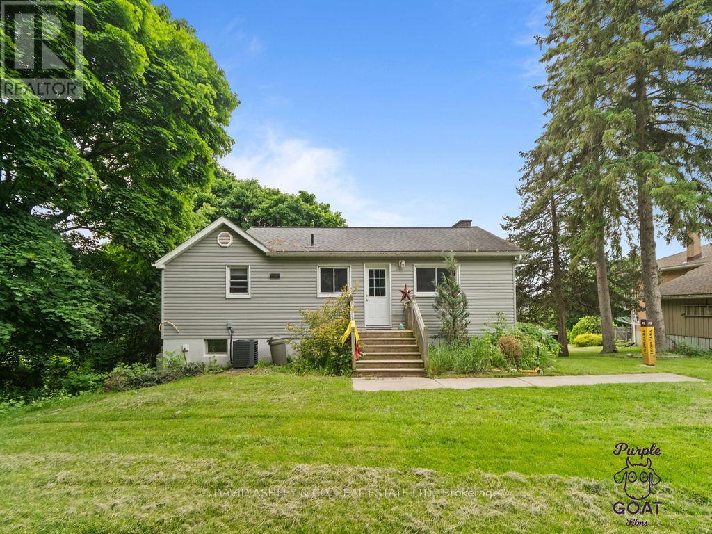 1,2,3,4,5 - 809-811 Hilmor Terrace S, Elizabethtown-Kitley, ON - Outdoor