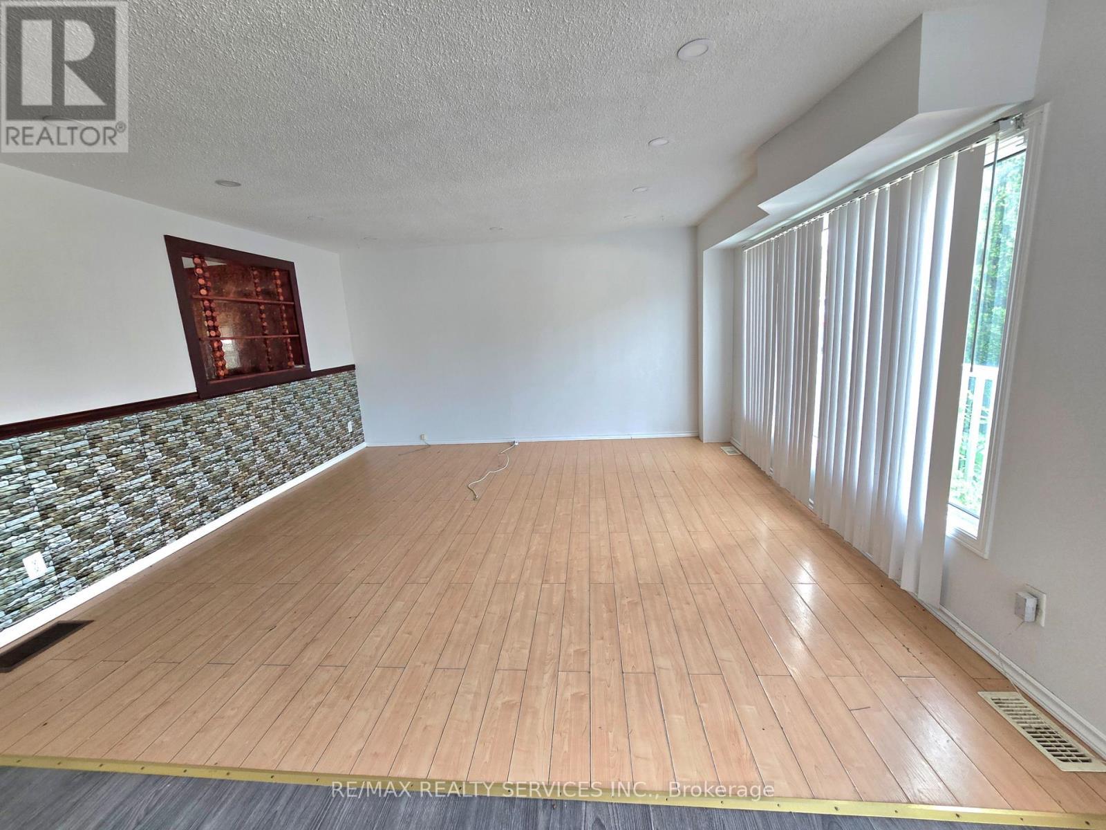 441 Parkview Crescent, Cambridge, ON - Indoor Photo Showing Other Room