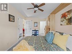 * 2nd bed or office - Murphy Bed REMOVED - AS IS -