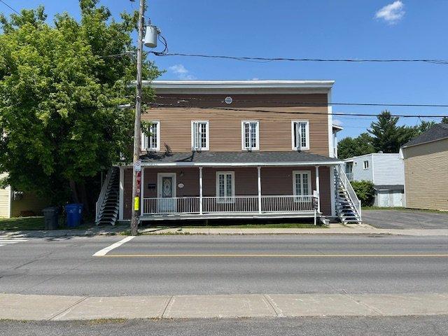 Frontage - 160 2E Avenue, Saint-Jean-Sur-Richelieu, QC - Outdoor With Deck Patio Veranda With Facade