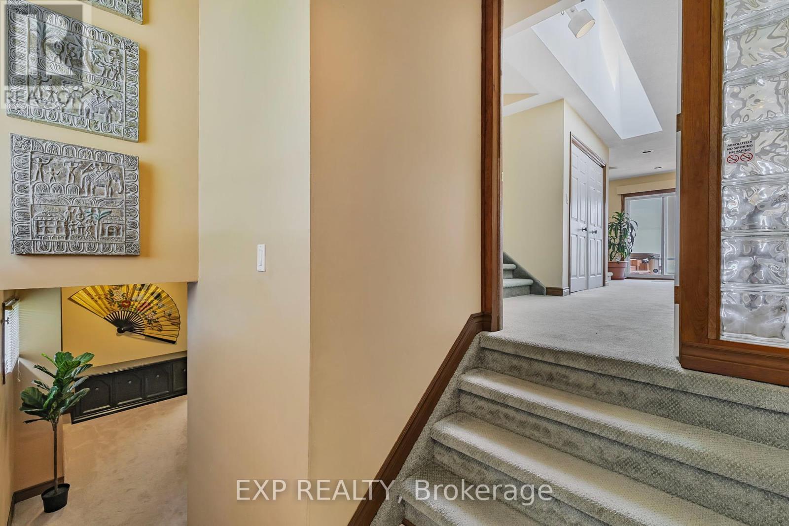 359 Aldred Drive, Scugog, ON - Indoor Photo Showing Other Room