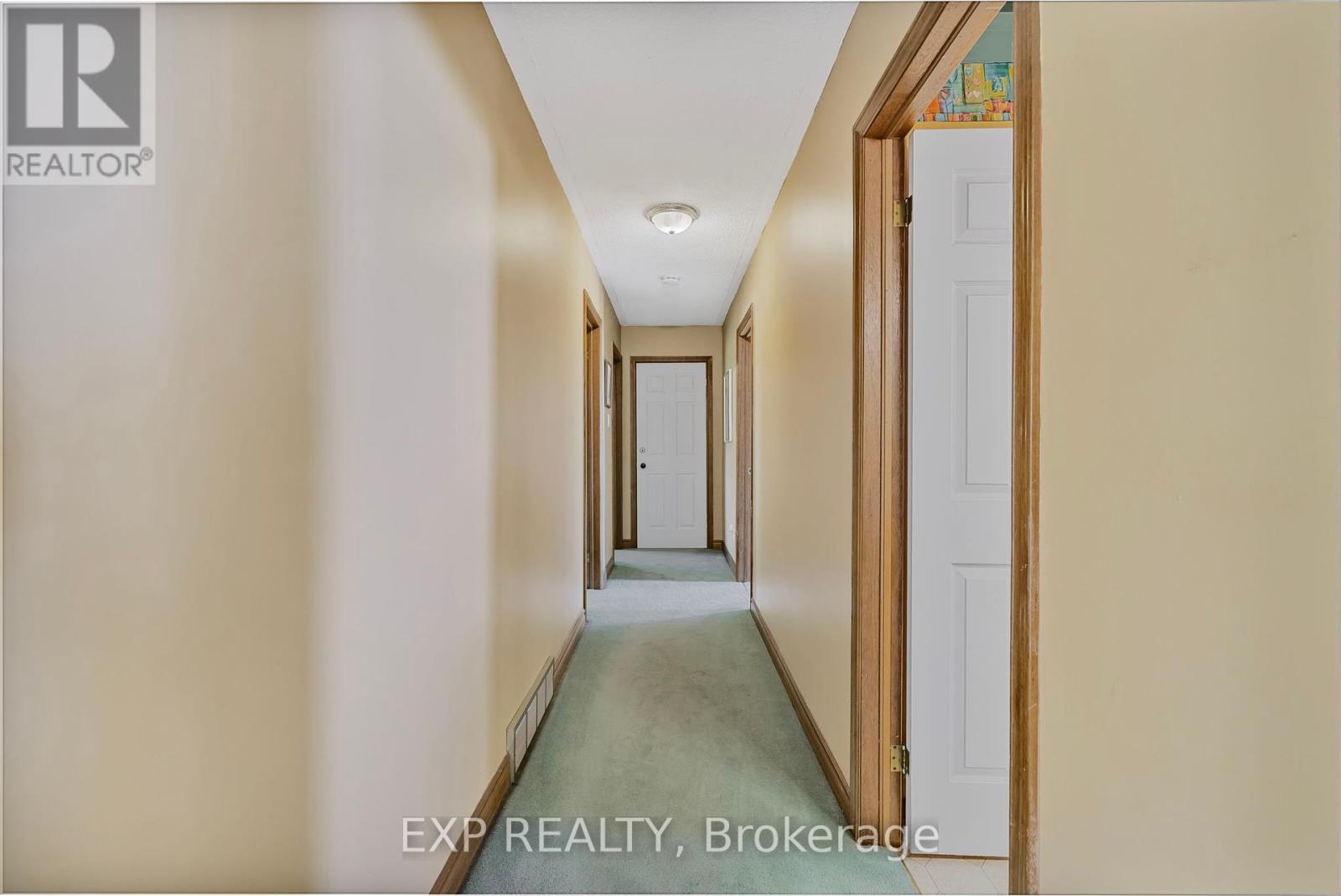 359 Aldred Drive, Scugog, ON - Indoor Photo Showing Other Room