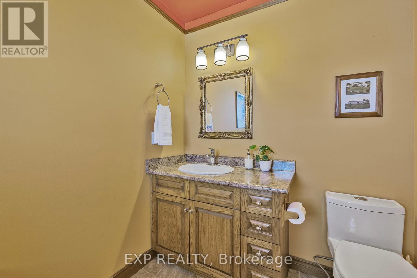 359 Aldred Drive, Scugog, ON - Indoor Photo Showing Bathroom