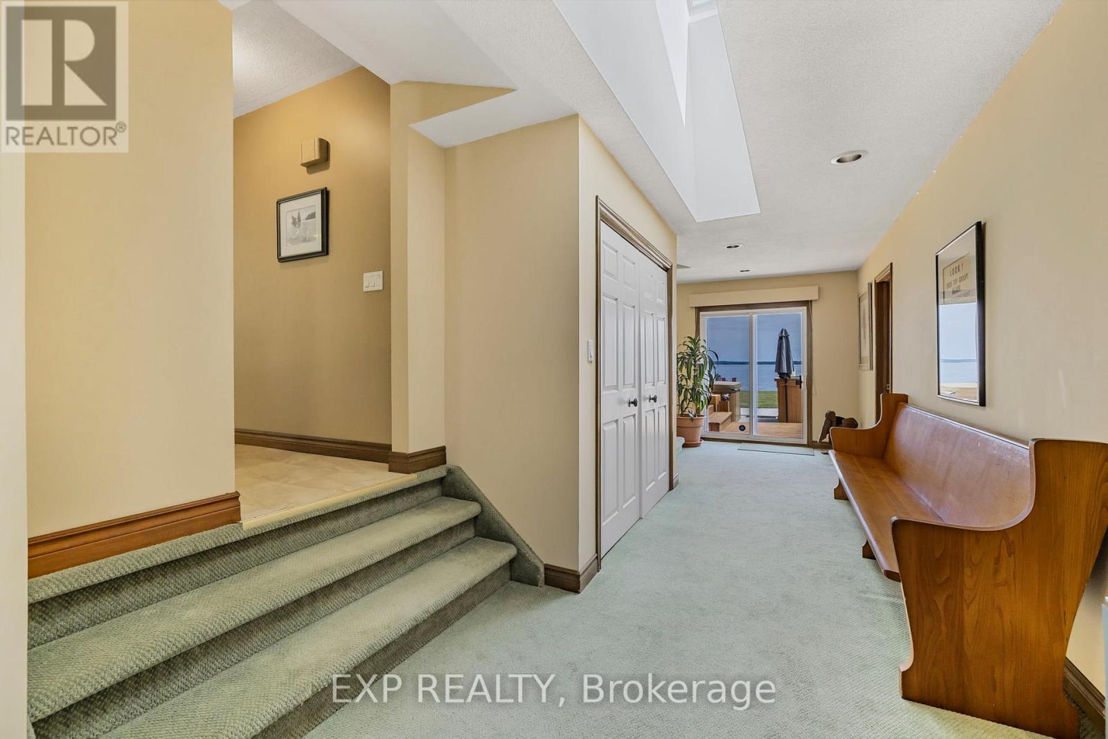 359 Aldred Drive, Scugog, ON - Indoor Photo Showing Other Room