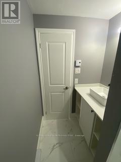 A - 24 Springbrook Drive, Peterborough, ON - Indoor Photo Showing Bathroom