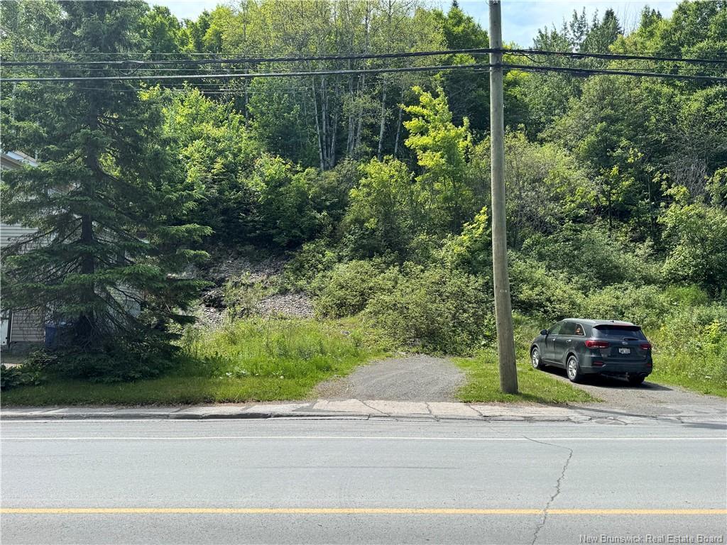 330 Canada Rd, Edmundston, NB