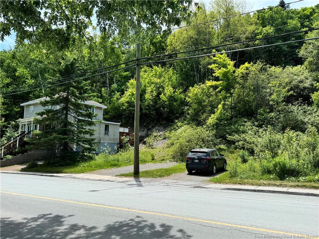 330 Canada Rd, Edmundston, NB