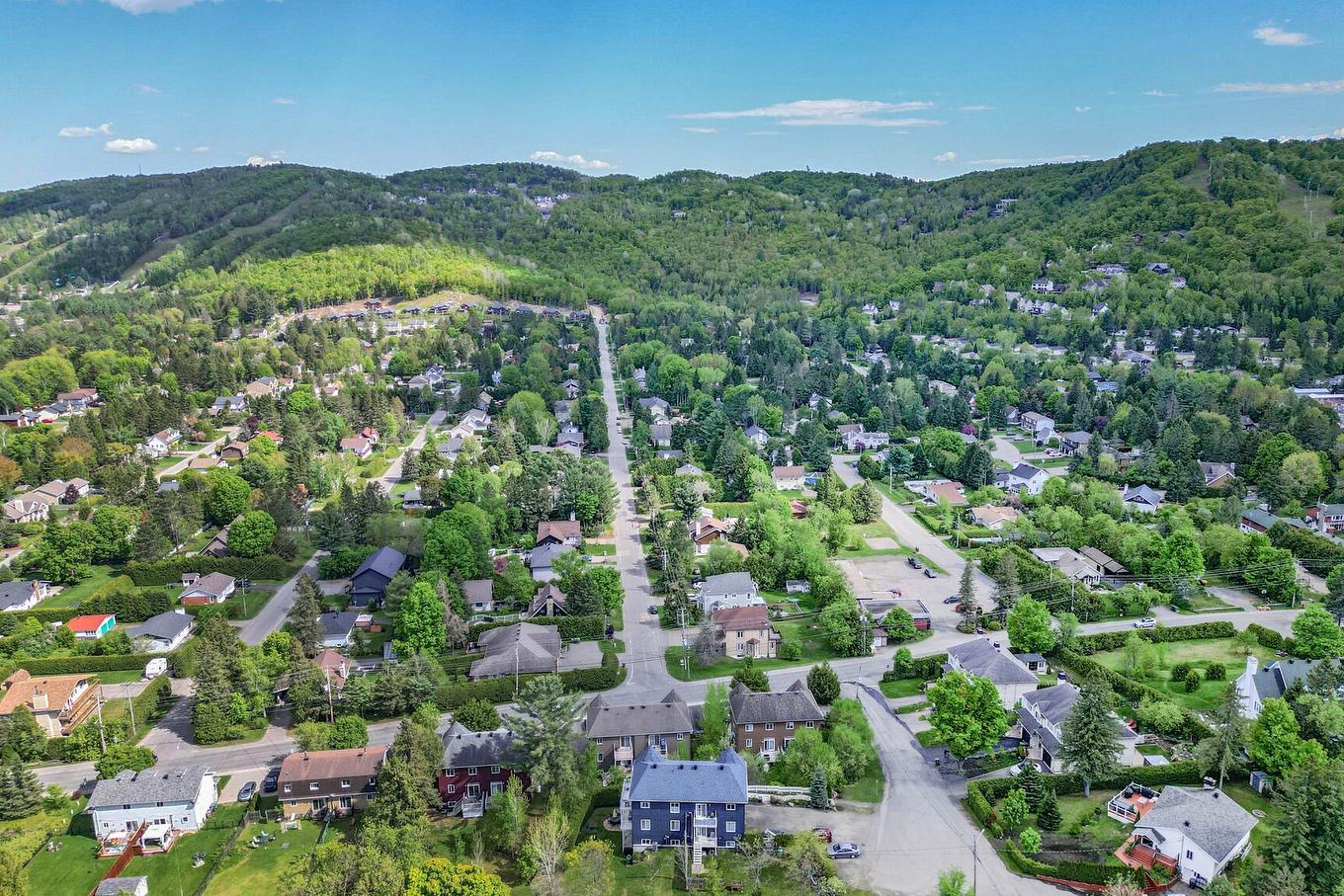 Photo aérienne - 17Z Av. Des Érables, Saint-Sauveur, QC - Outdoor With View