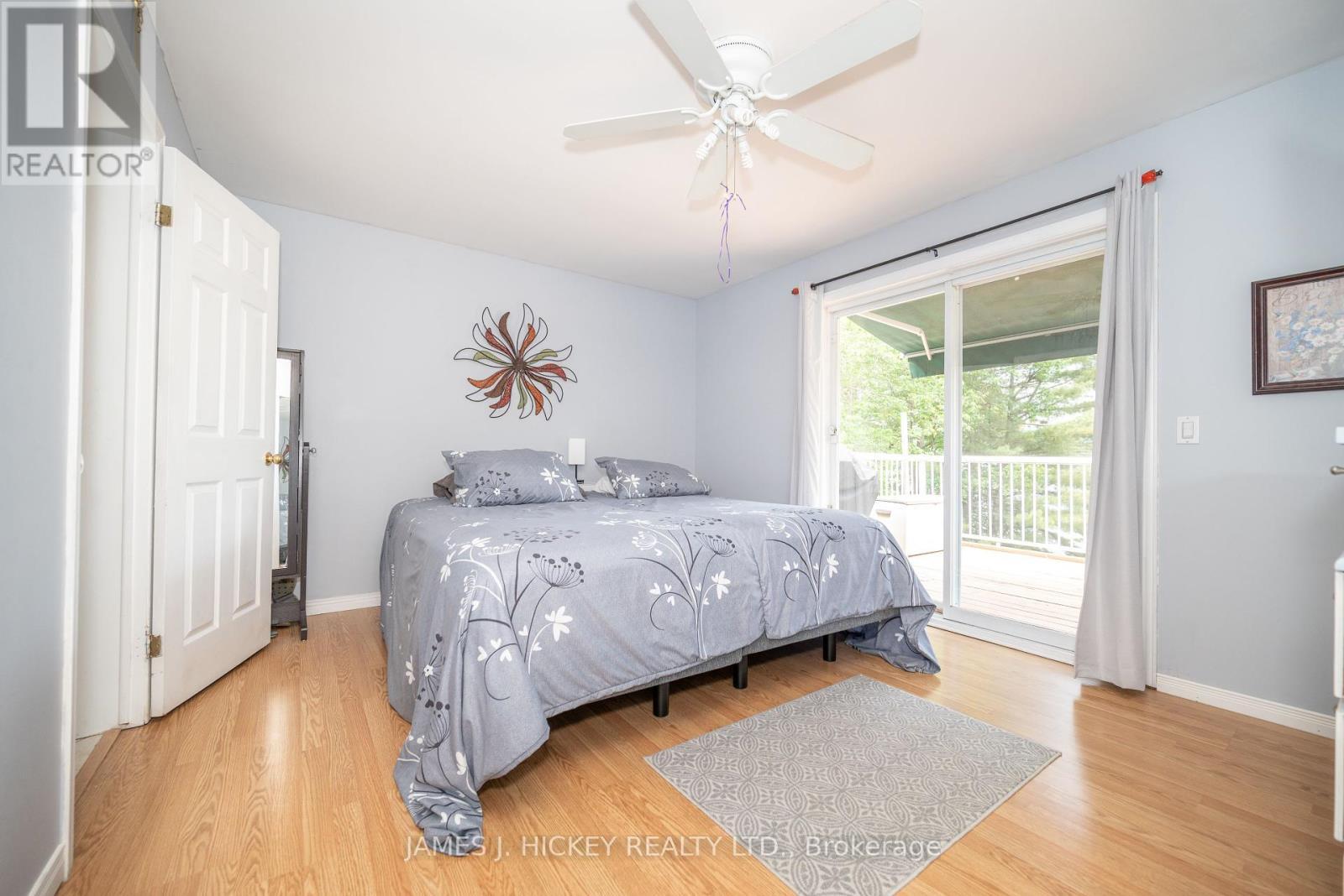 196 Loon Valley Lane, Head, Clara And Maria, ON - Indoor Photo Showing Bedroom