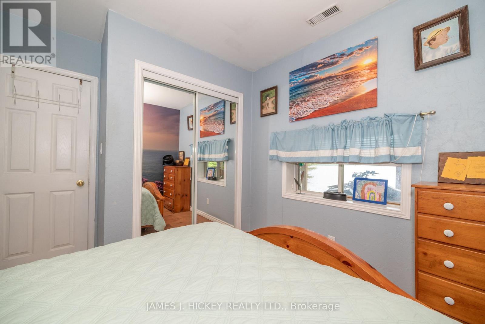 196 Loon Valley Lane, Head, Clara And Maria, ON - Indoor