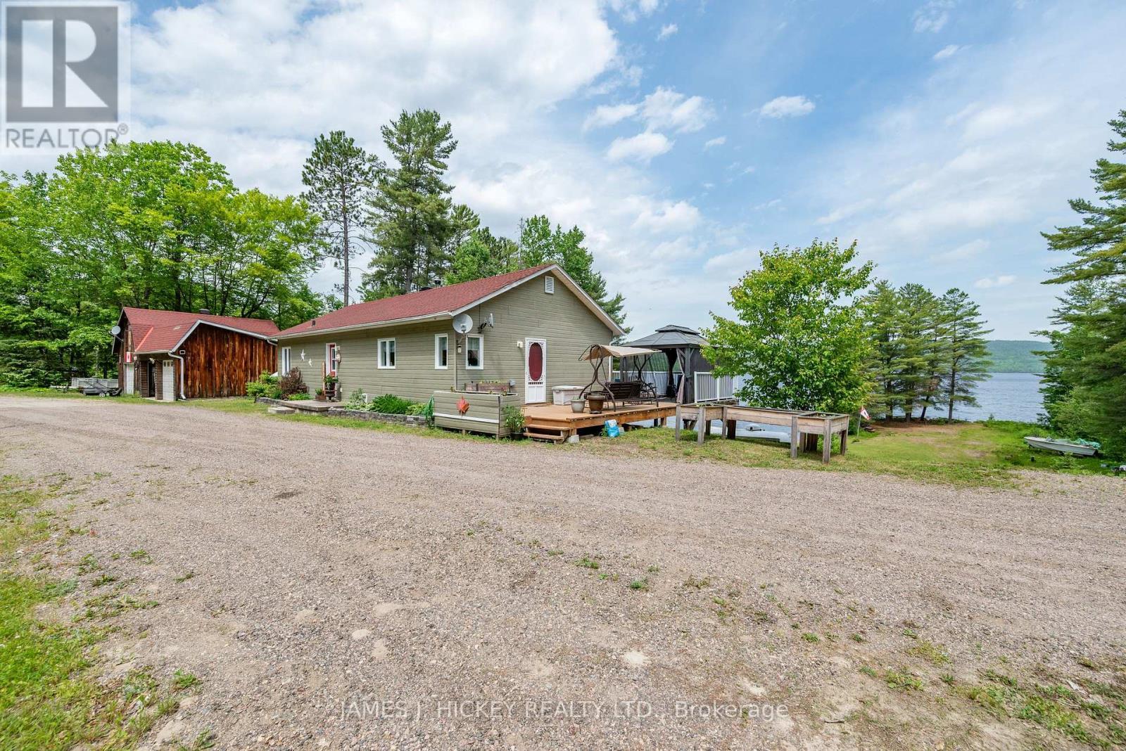 196 Loon Valley Lane, Head, Clara And Maria, ON - Outdoor With Deck Patio Veranda