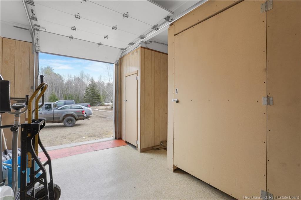 764 Pleasant Dr, Minto, NB