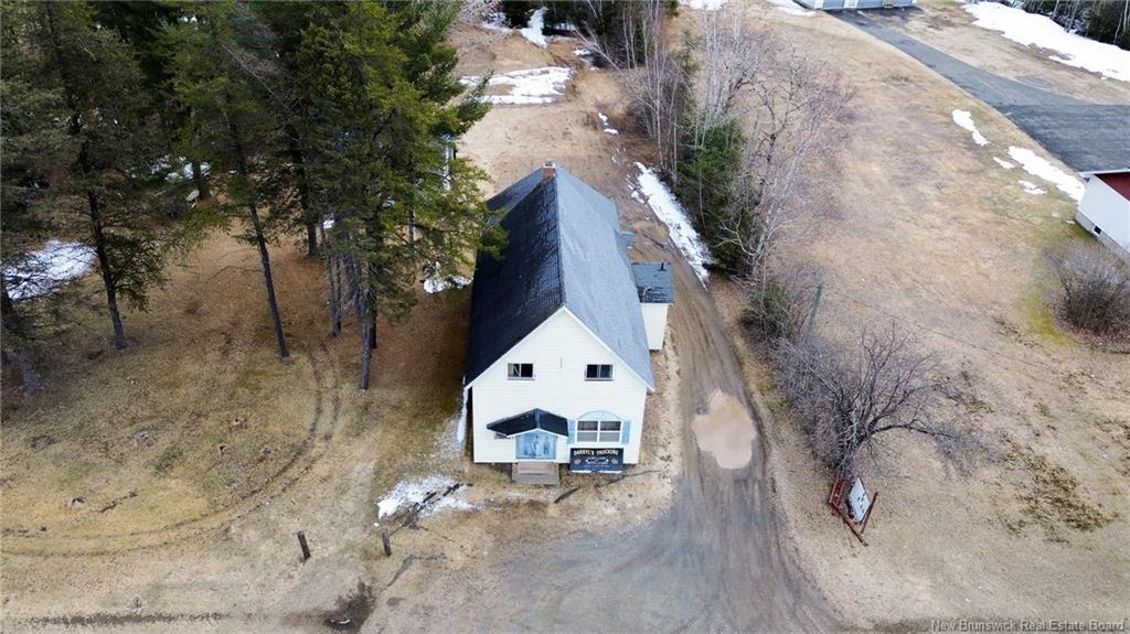 764 Pleasant Dr, Minto, NB