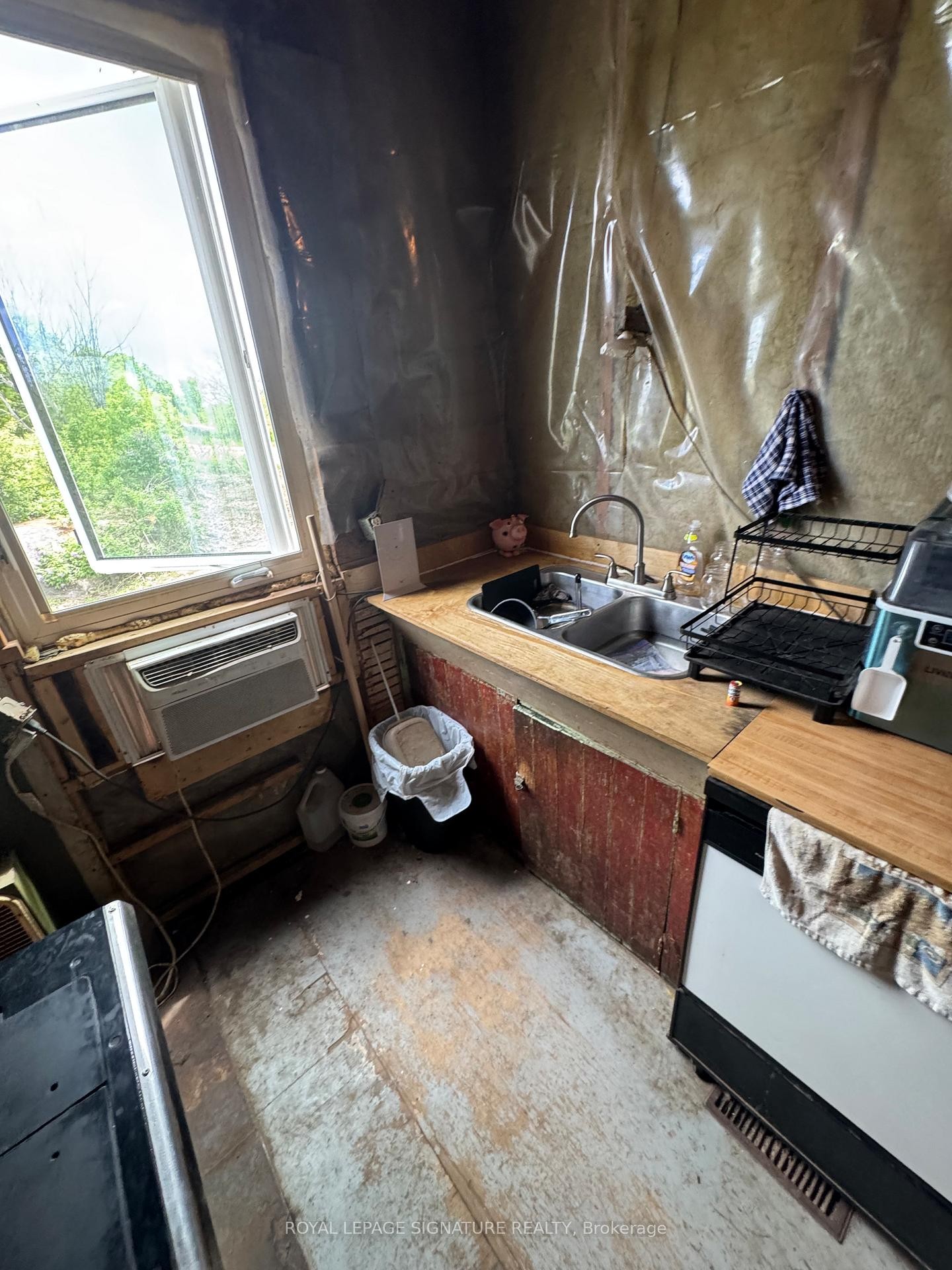 1233 Kingston Line, Lanark Highlands, ON