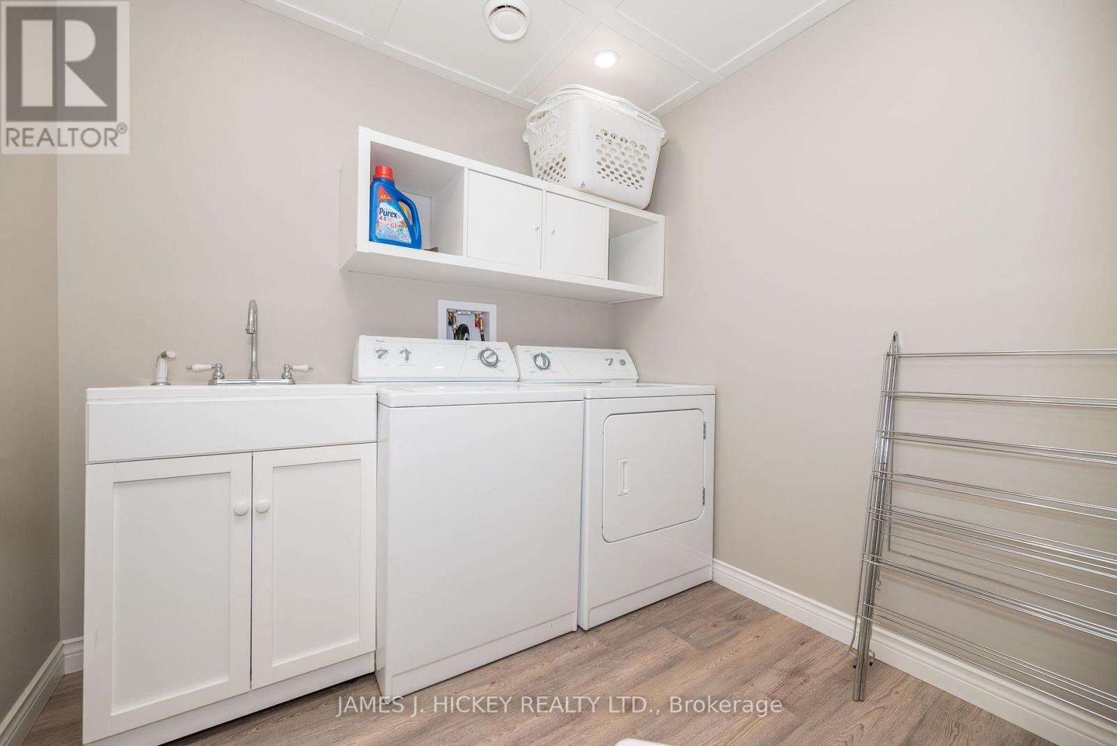276 Colton Creek Road, Head, Clara And Maria, ON - Indoor Photo Showing Laundry Room