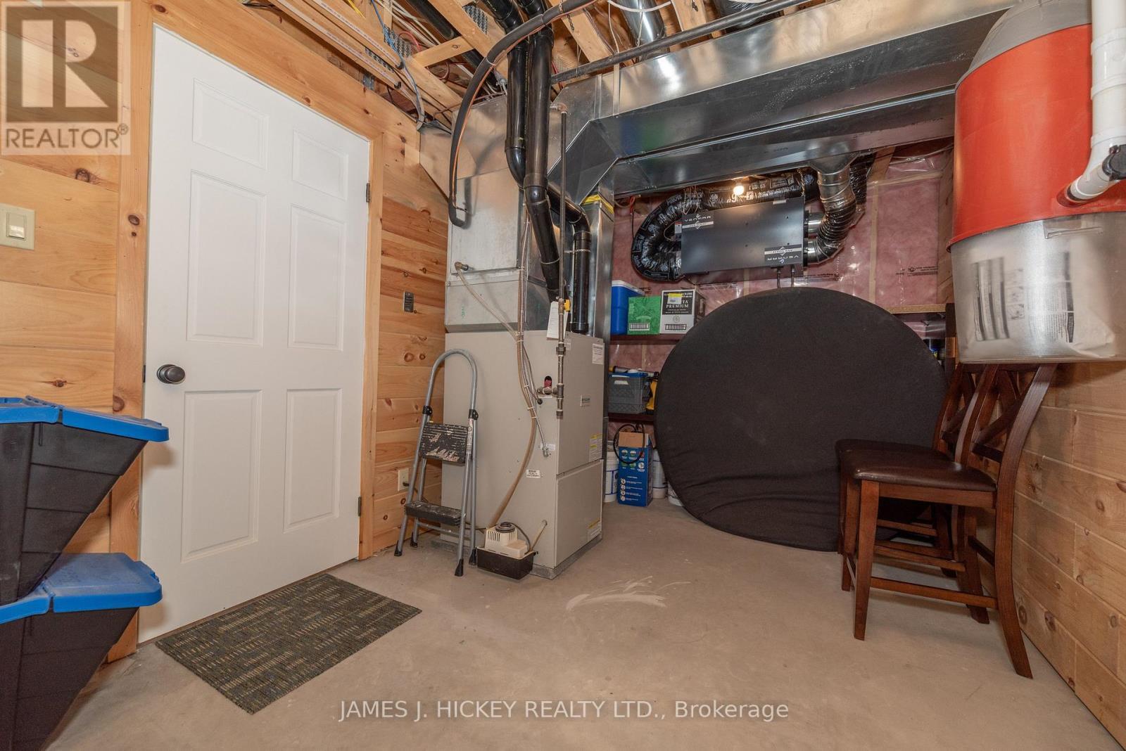 276 Colton Creek Road, Head, Clara And Maria, ON - Indoor Photo Showing Basement