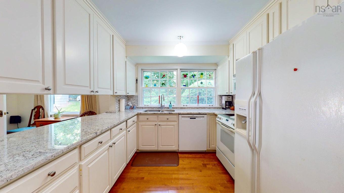 32 Fielding Avenue, Kentville, NS