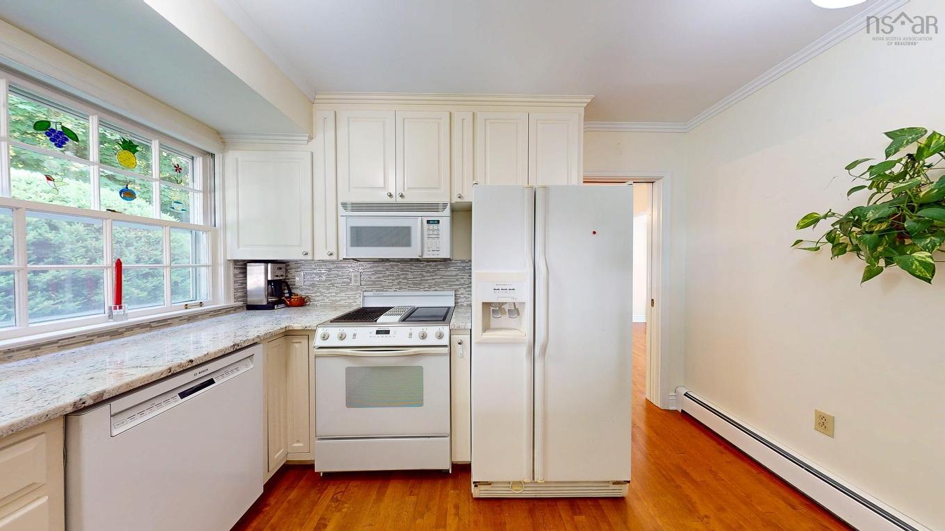 32 Fielding Avenue, Kentville, NS