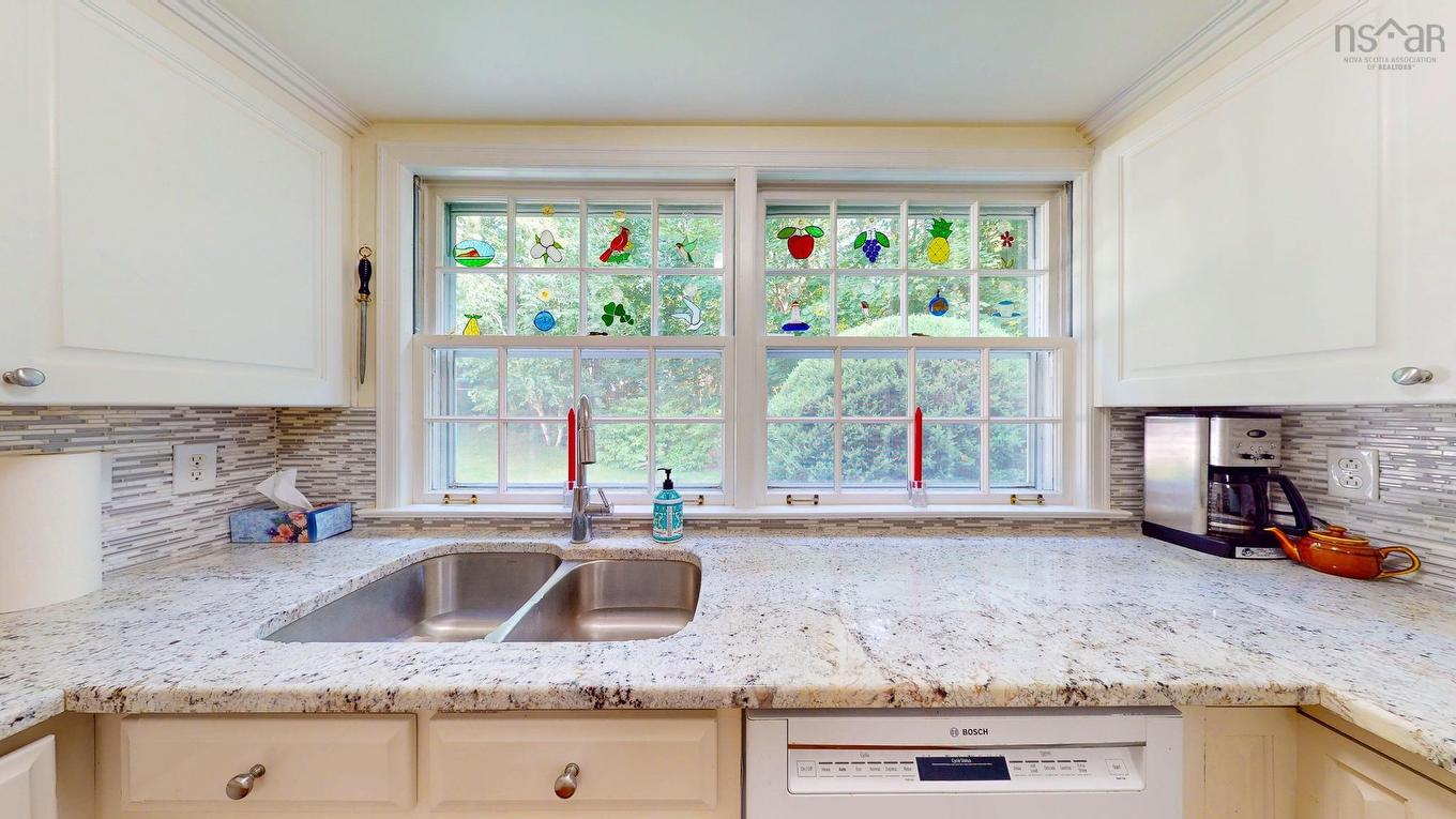 32 Fielding Avenue, Kentville, NS