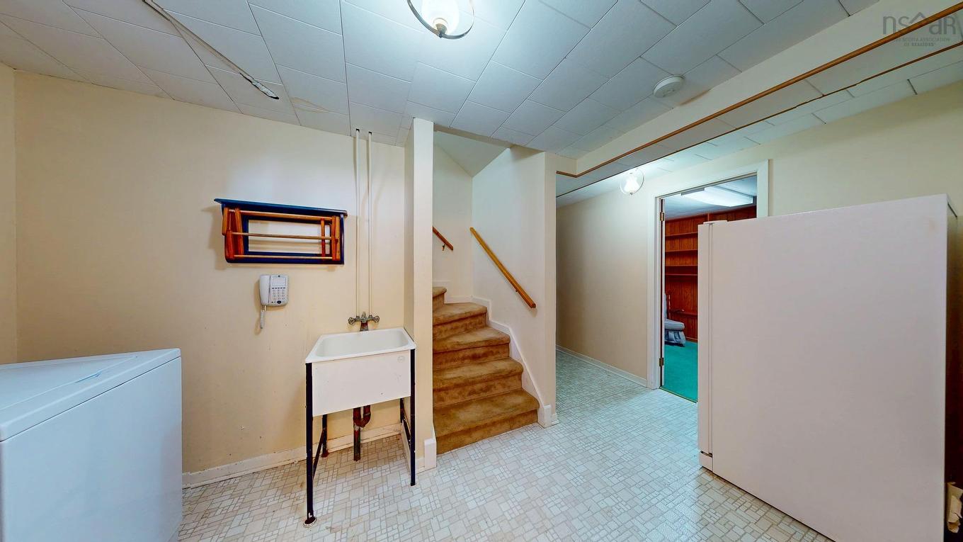 32 Fielding Avenue, Kentville, NS