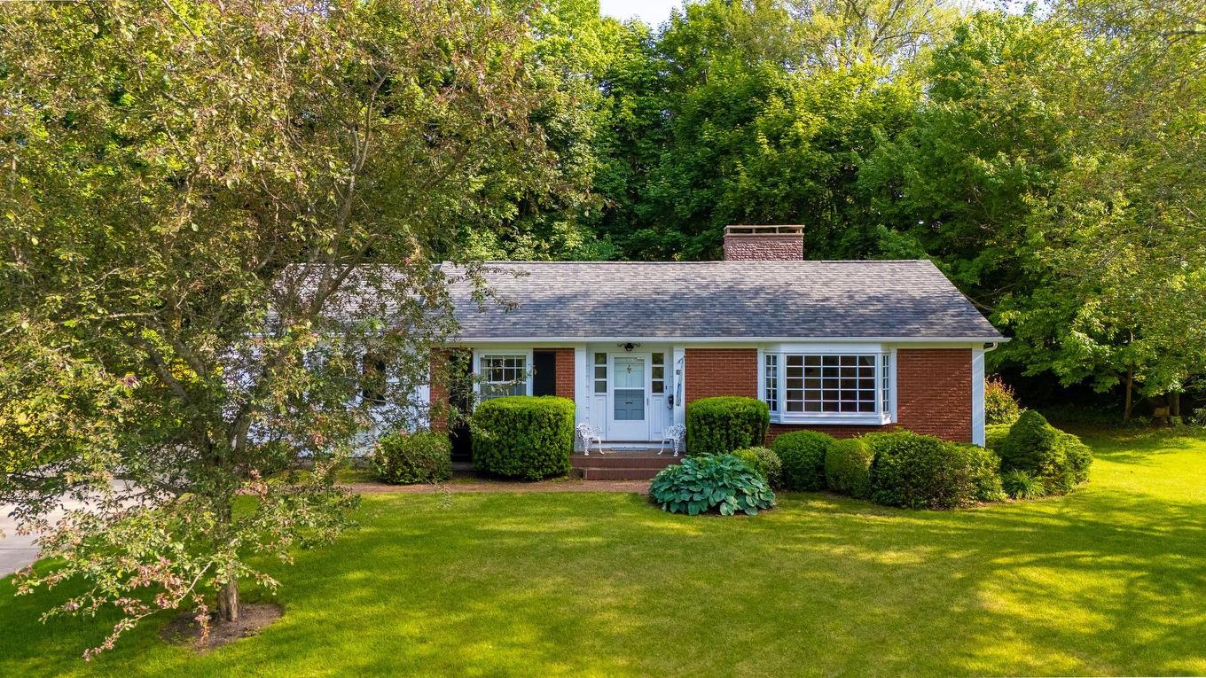 32 Fielding Avenue, Kentville, NS